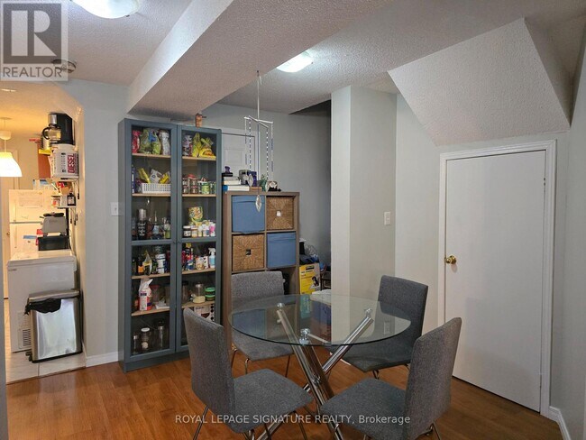 Photo du bâtiment - 8 St Eugene St