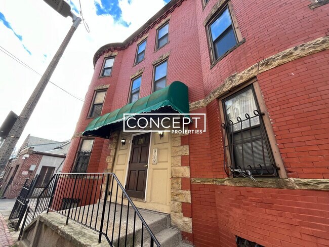 Building Photo - 24 St Cyprians Pl