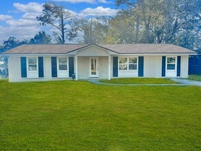 Building Photo - 607 Dyches Dr