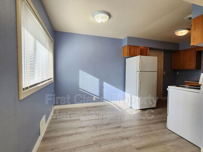 Foto del edificio - 8625 NE Thompson St