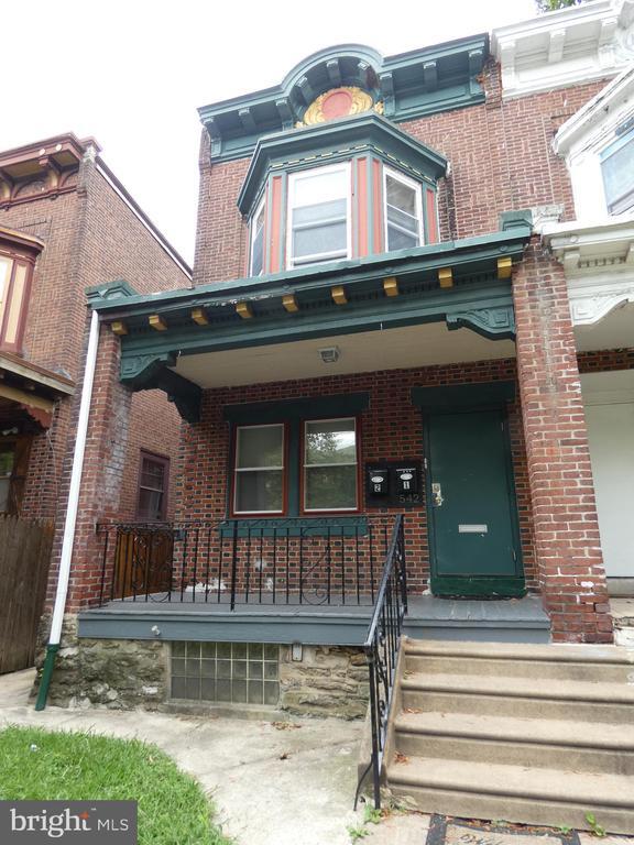 Building Photo - 542 E Woodlawn St