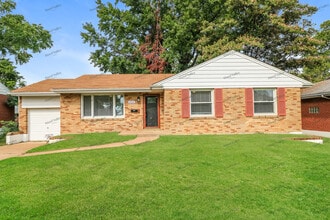 Building Photo - 1123 Dunford Dr