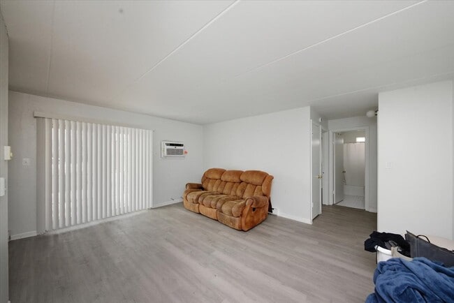 Foto del edificio - 100 Marlene Ct