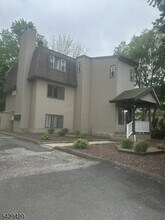 Building Photo - 362 Rutherford Ave