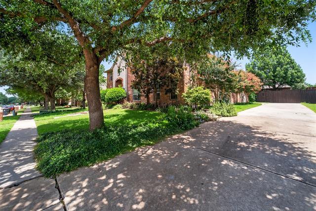 Foto del edificio - 404 Creekside Dr