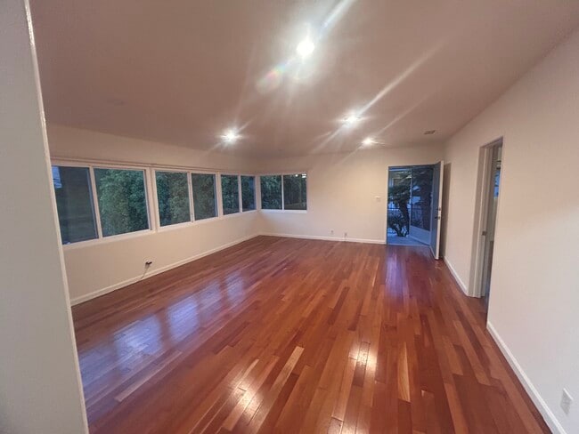 Building Photo - 8138 Pershing Dr