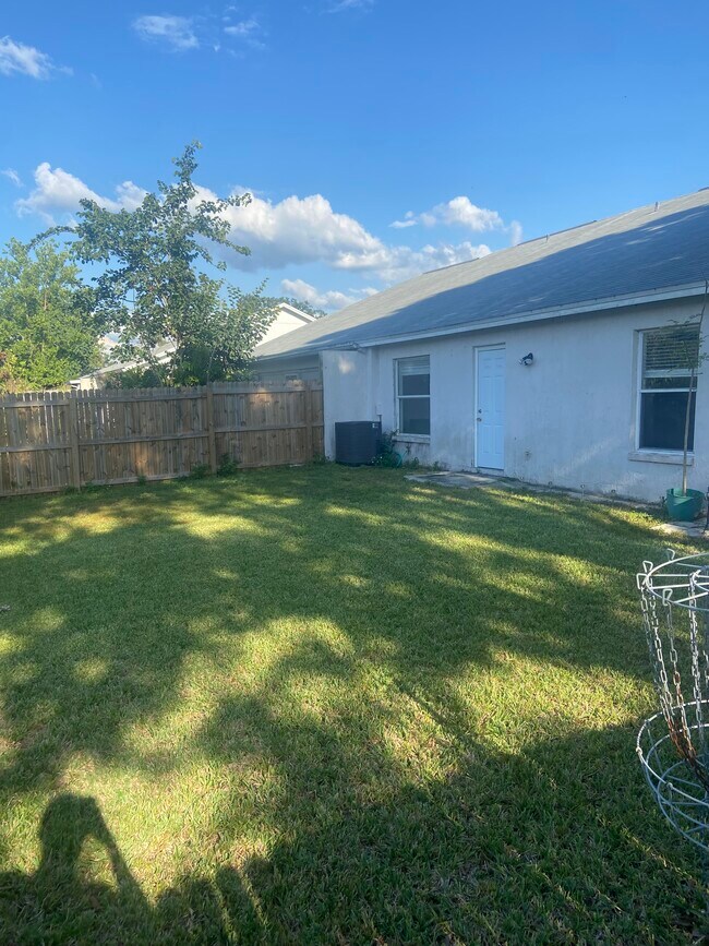 Foto del edificio - 1026 Meadowood Pointe Rd