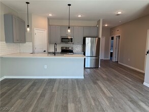 Building Photo - 5205-5207 30th St SW