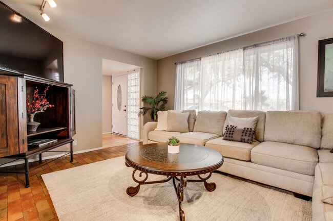 Building Photo - 9530 E Baker St