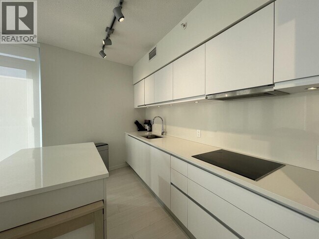 Photo du bâtiment - 180-180 E 2nd Ave