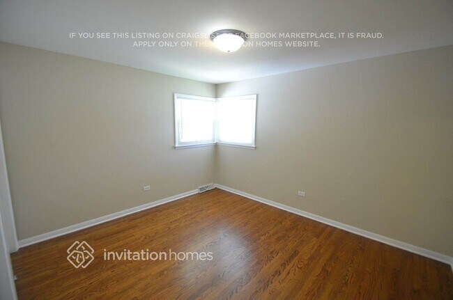 Foto del edificio - 3439 Clinton Ave