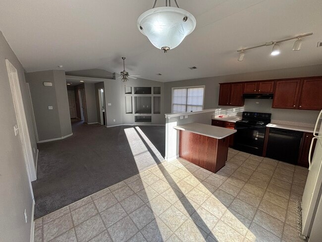 Foto del edificio - 160 Blue Heron Pl