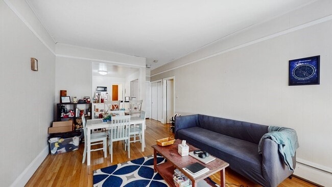 Building Photo - 289 Beacon St
