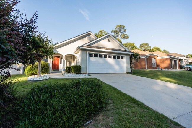 Building Photo - Beautiful 3 Bedroom 2 Bathroom in the Glen...