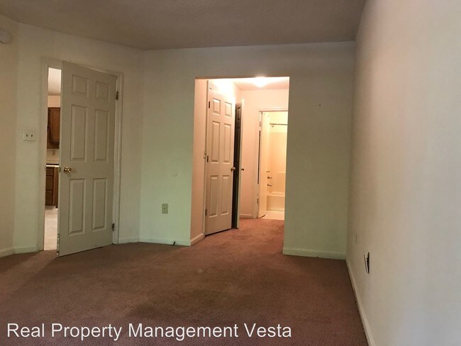 Building Photo - 3 br, 2 bath House - 236 Edgewater Drive
