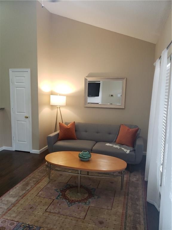 Foto del edificio - 4800 W Lovers Ln