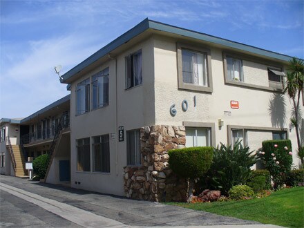 Building Photo - 601 W Hyde Park Blvd