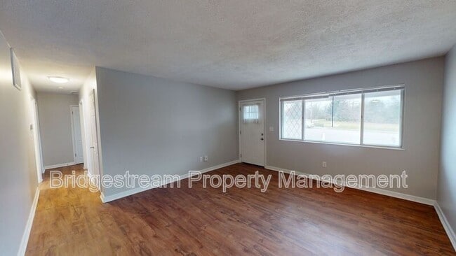 Building Photo - 6560 N Springboro Pike