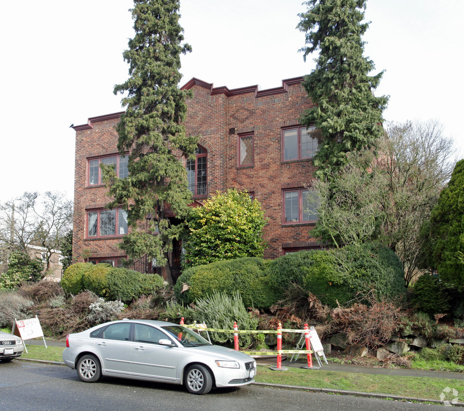 Building Photo - Sharnnon Apartments
