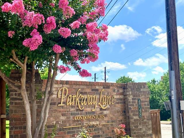 Foto del edificio - 4748 Old Bent Tree Ln