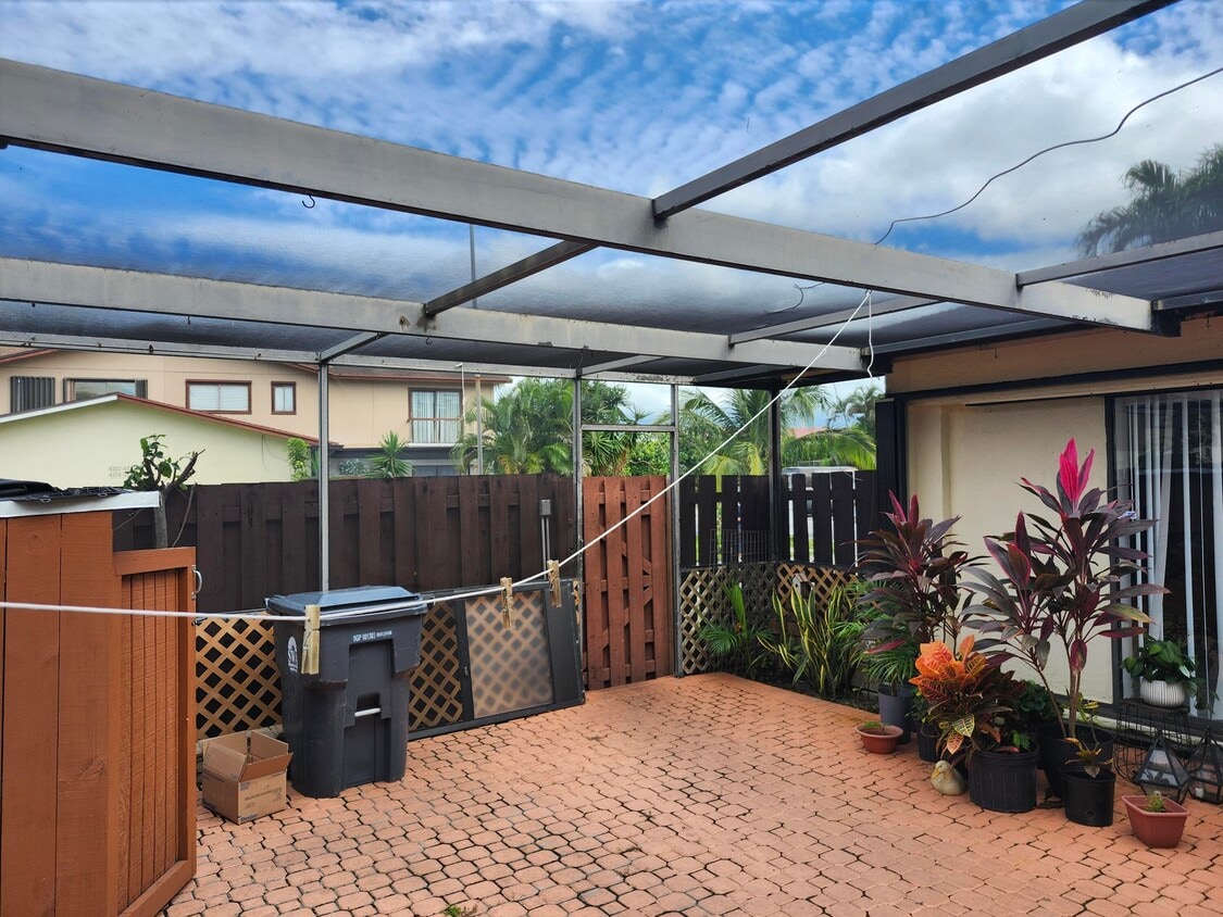 Foto principal - 4317 Landar Dr
