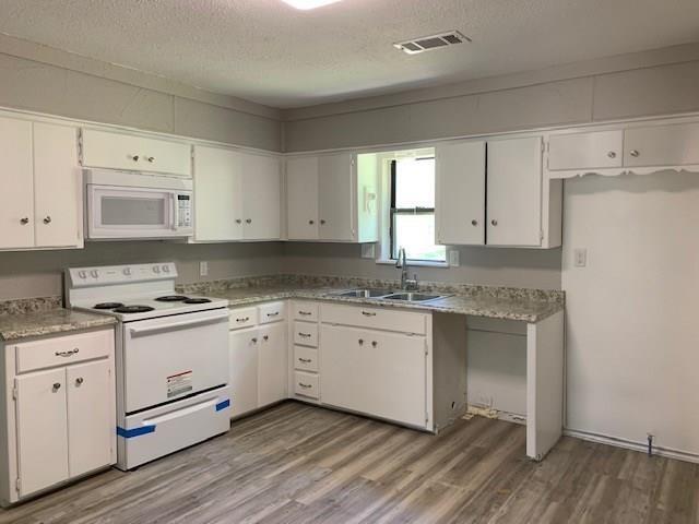 Foto del edificio - 719 E Chestnut St