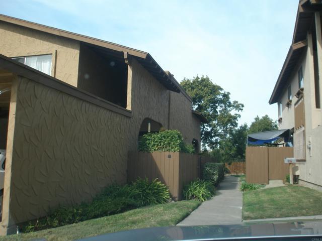 Foto del edificio - 1450 Melrose Ave