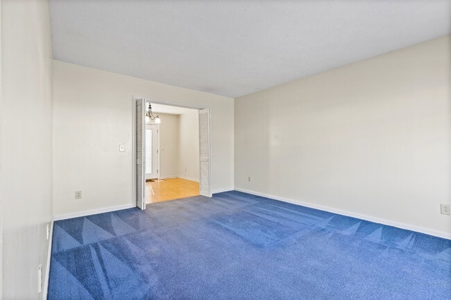 Building Photo - 810 Choctaw Ave