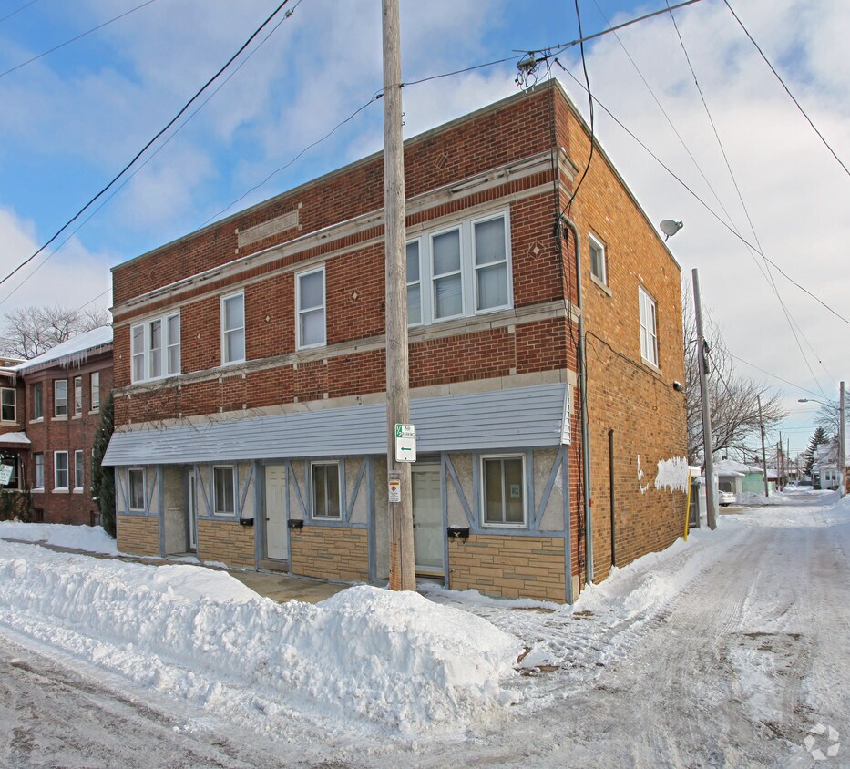 Primary Photo - 6309 27 Ave