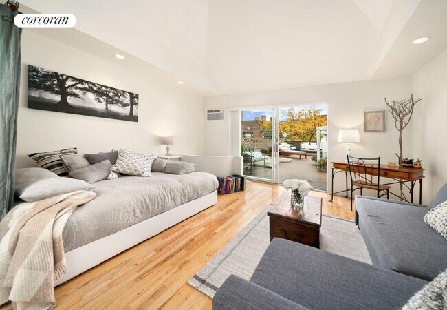 Foto del edificio - 238 E 74th St