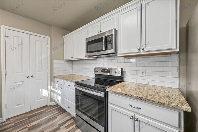 Foto del edificio - 1300 Carla Ave