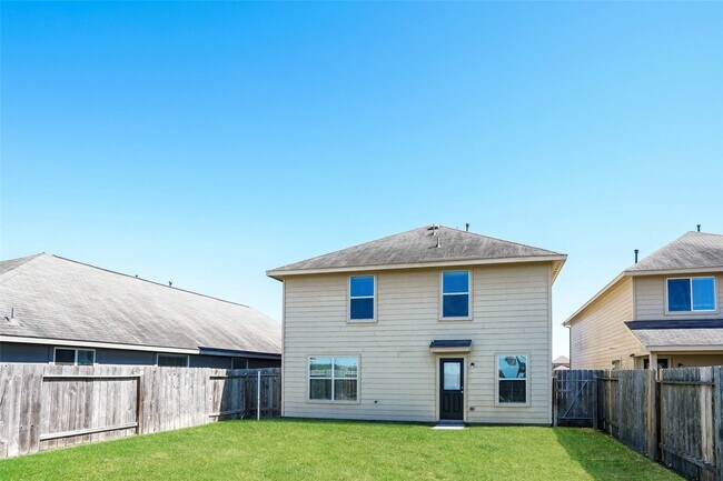 Foto del edificio - 5507 Long Arbor Ln