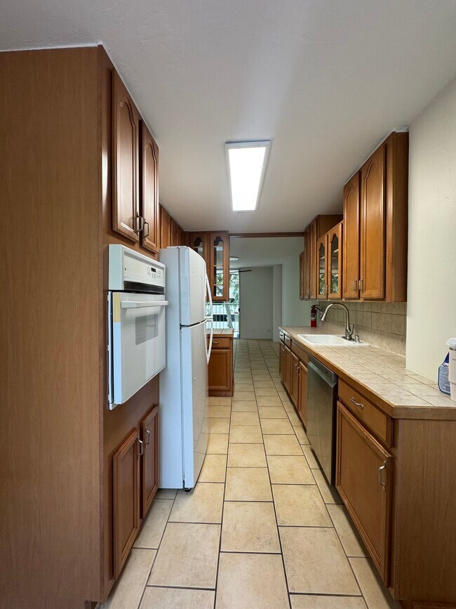 Foto del edificio - 2355 Ala Wai Blvd