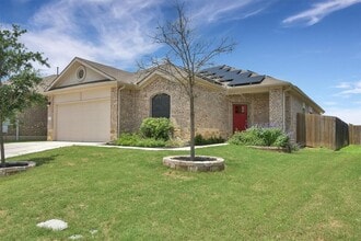 Building Photo - 324 Shiner Ln