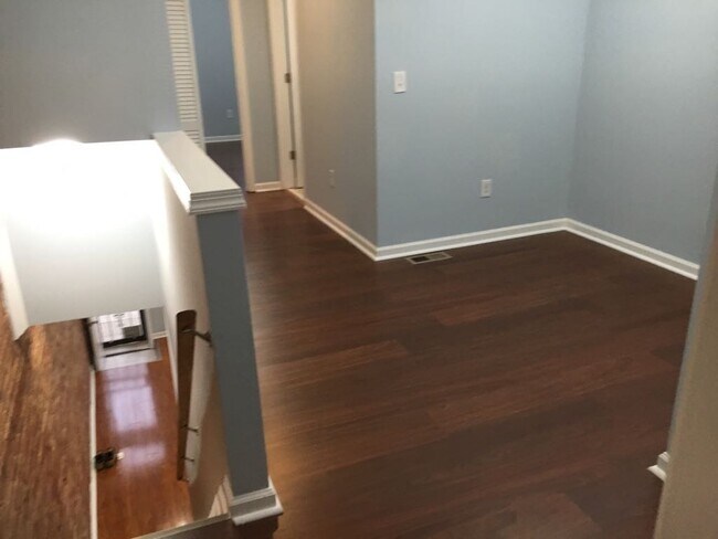 Foto del edificio - 2232 East Chase Street