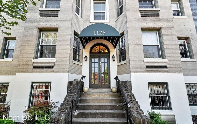 Building Photo - 1125 Maryland Ave NE
