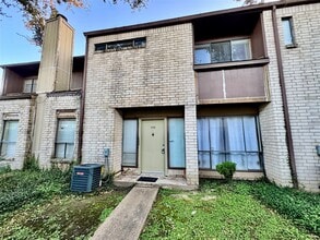 Building Photo - 8315 Augustine Dr