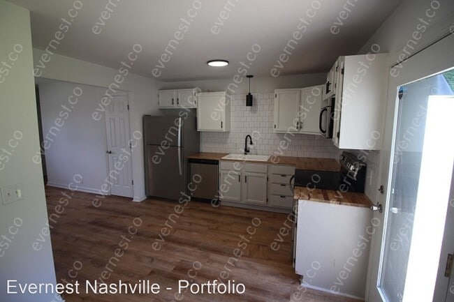 Building Photo - 2 br, 1 bath House - 703 Joseph Ave