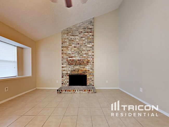 Foto del edificio - 9515 Denbridge Dr