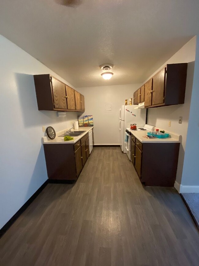 Interior Photo - Taylor&#39;s Place Apartments (TAY4312)