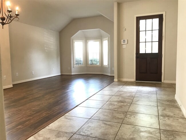 Building Photo - 26418 Cole Trace Ln