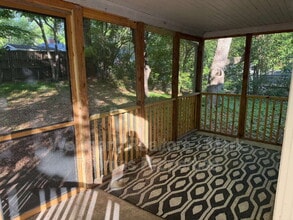 Building Photo - 1801 Forest Rd