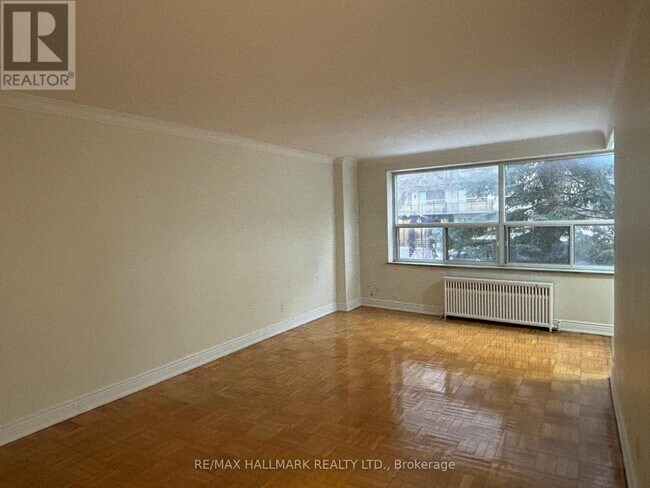 Photo du bâtiment - 134 Lawton Blvd