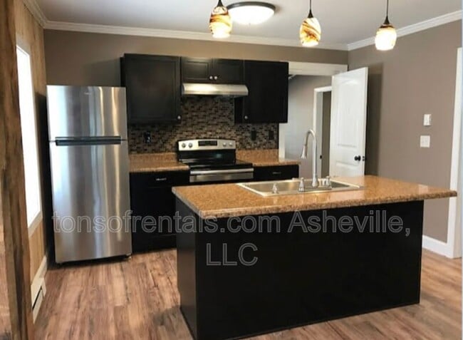 Building Photo - 806 Orrs Camp Rd