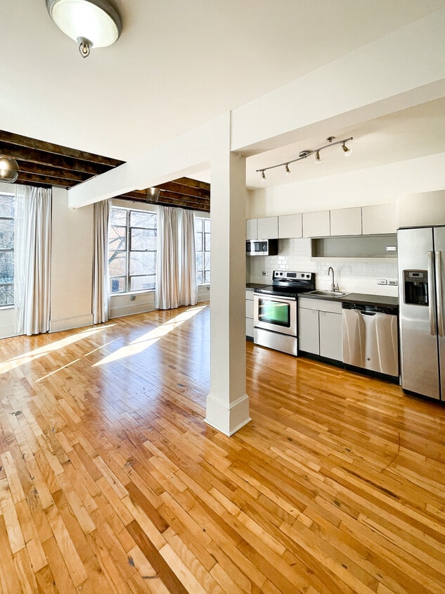 Photo - 505 Union Ave SW (Knoxville, TN)