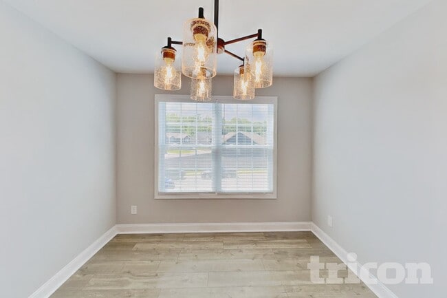 Building Photo - 508 Macy Lynn Dr