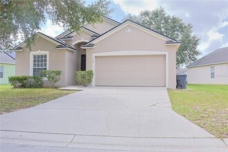 Building Photo - 558 Knollwood Dr