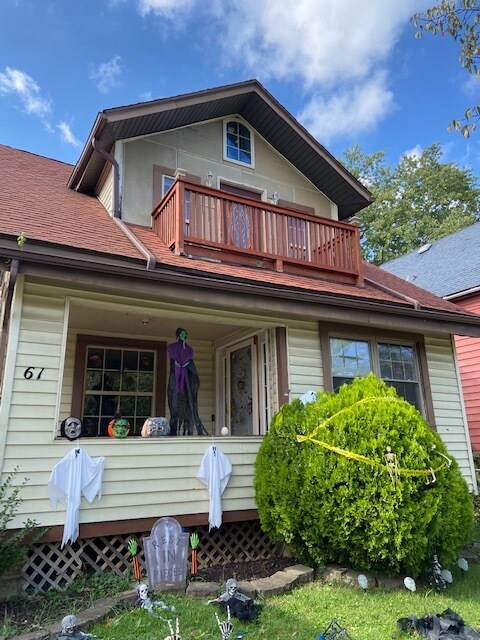 Primary Photo - 61 Sterling St