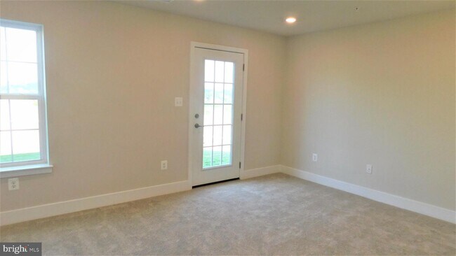 Building Photo - 7800 Barrensdale Rd