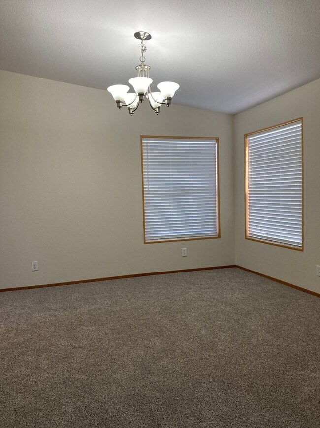 Building Photo - One Acre with 1728 SF  Home for Rent